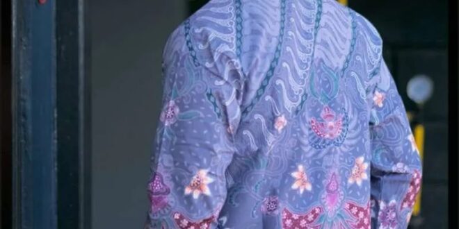 model batik pria rambut_be370270f.jpg