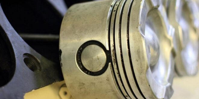 cara memasang piston motor honda_112791bd2.jpg