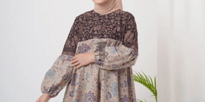 model atasan batik kombinasi kain polos modern_85bd0a4c4.jpg