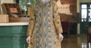 contoh model baju batik kantor wanita terbaru_10234894d.jpg