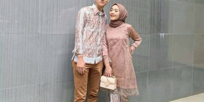 model kebaya batik modern couple_dfcca67a6.jpg